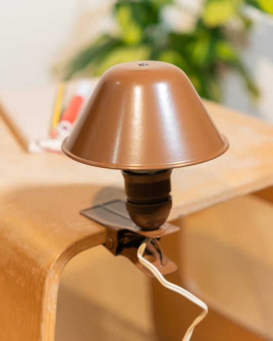 Rare XL vintage Luxus mushroom lamp in milk chocolate brown with large bakelite shade. Deadstock 1970s lighting piece from Vecino Shop.