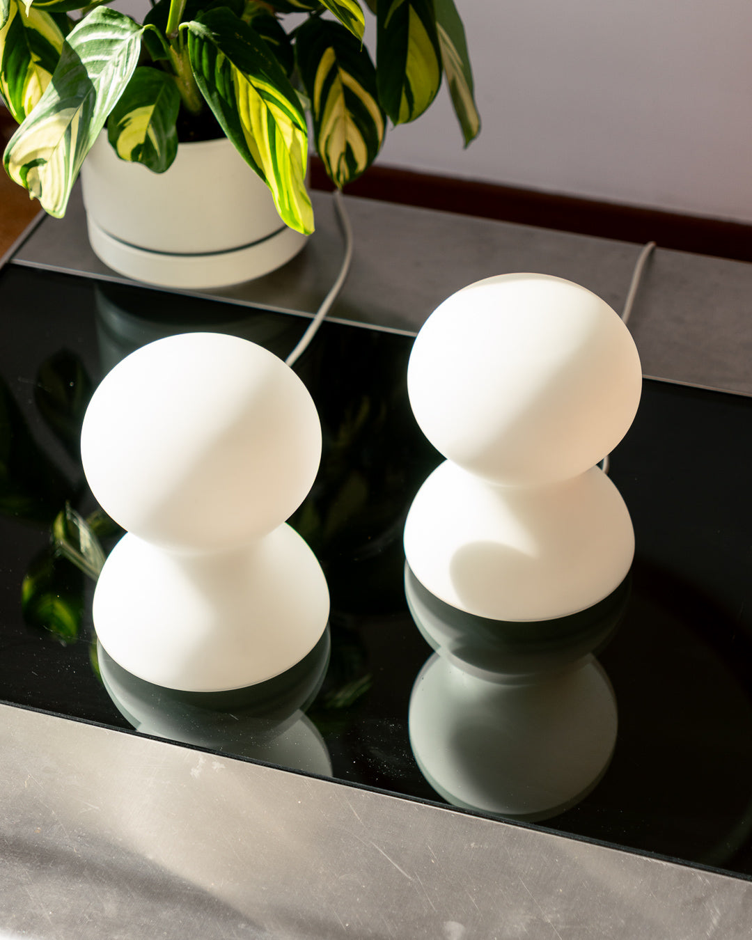 Vintage opaline mushroom table lamp set, mid-century design, excellent condition | Vecino Shop