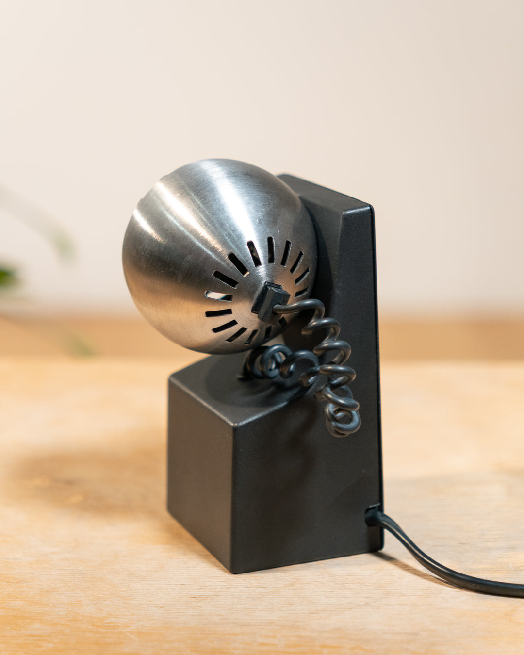 Rare 1970s Osram Minispot halogen lamp designed by Dieter Witte, iconic Space Age vintage lighting. Vecino Shop