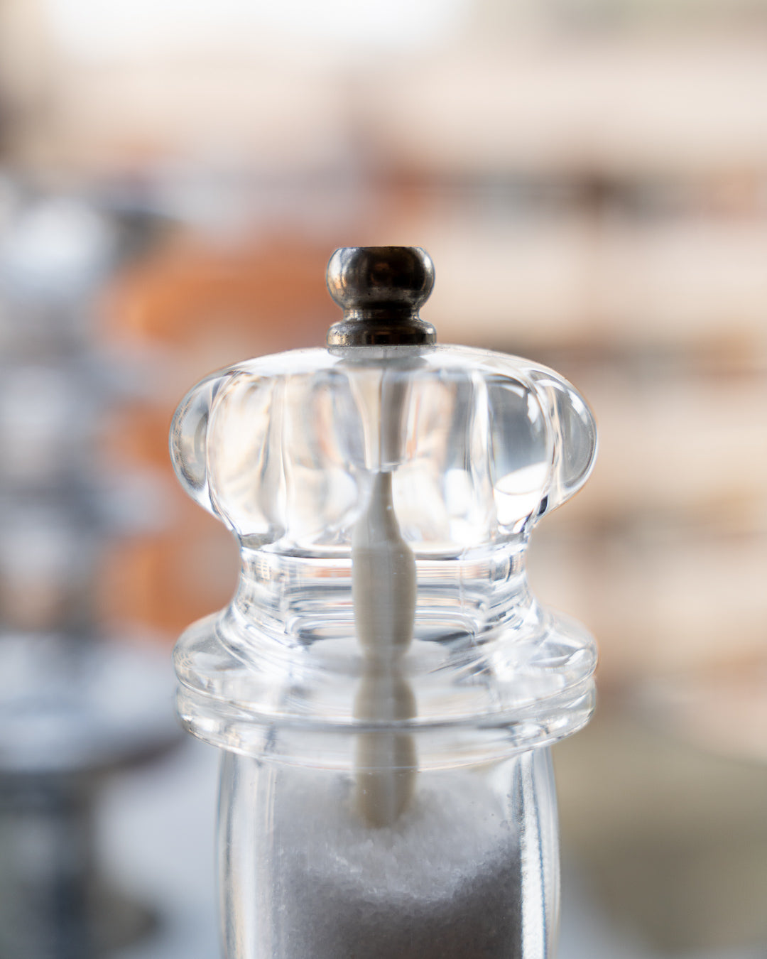 Mid-Century Modern Stoha Design Acrylic Salt Shaker – Vintage West Germany – Vecino Shop