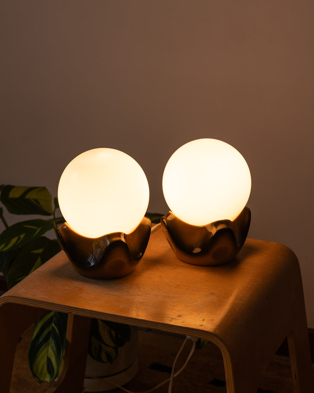 Vintage Space Age opalina glass Table Lamp set with ceramic base – Vecino Shop