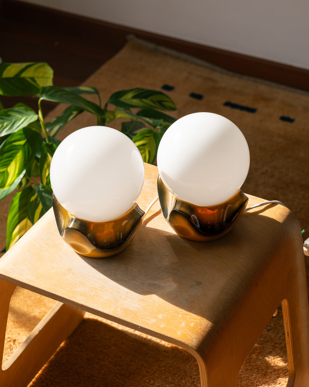 Vintage Space Age opalina glass Table Lamp set with ceramic base – Vecino Shop