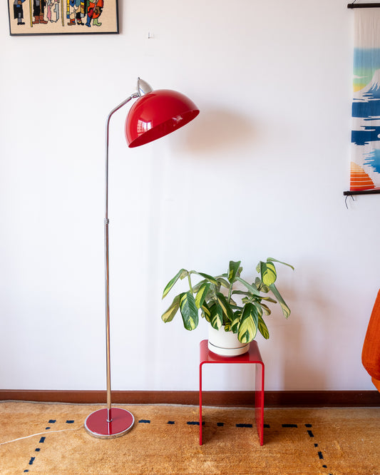 Vintage 1970s Space Age red floor lamp with chrome base and adjustable height – Vecino Shop