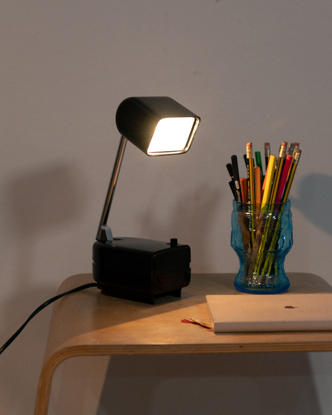Compact space age Stella telescope light lamp