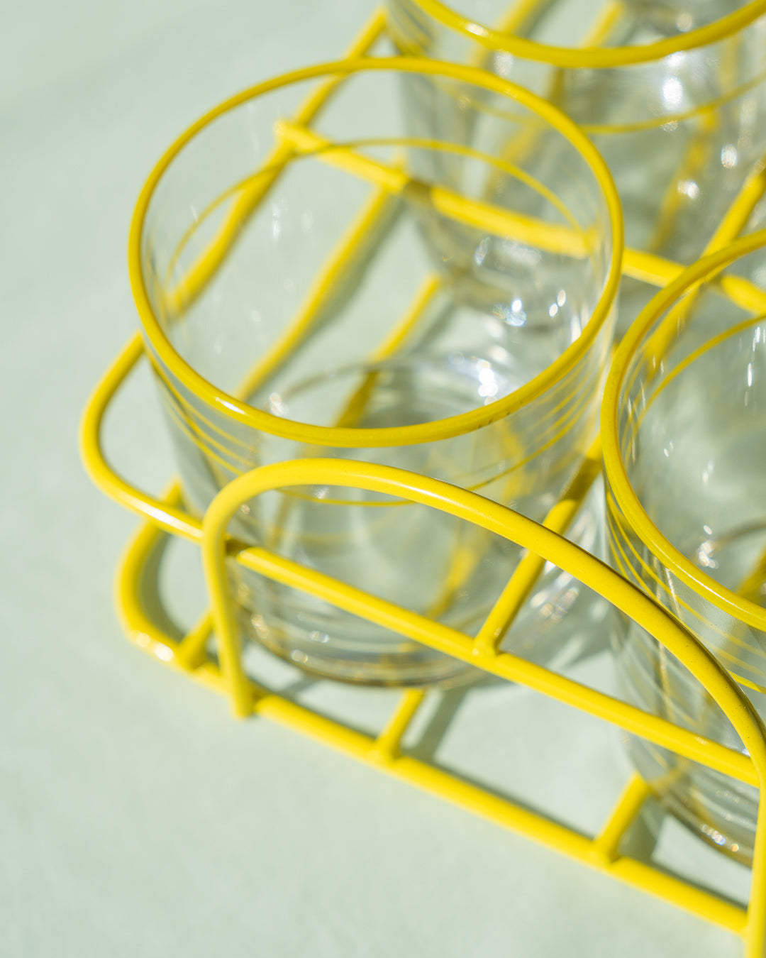 Vintage yellow striped glass set with metal holder – Vecino Shop